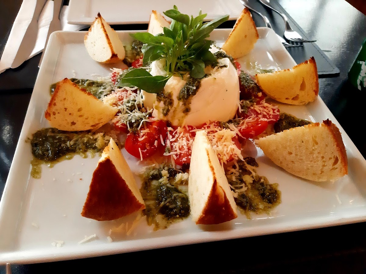 La Bocca Bar & Trattoria-7